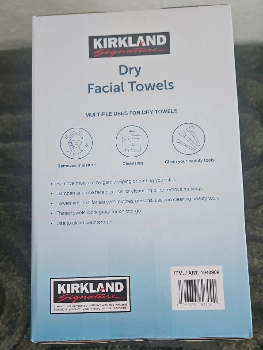 Kirkland Signature Dry Facial Towels - White with Blue Accents